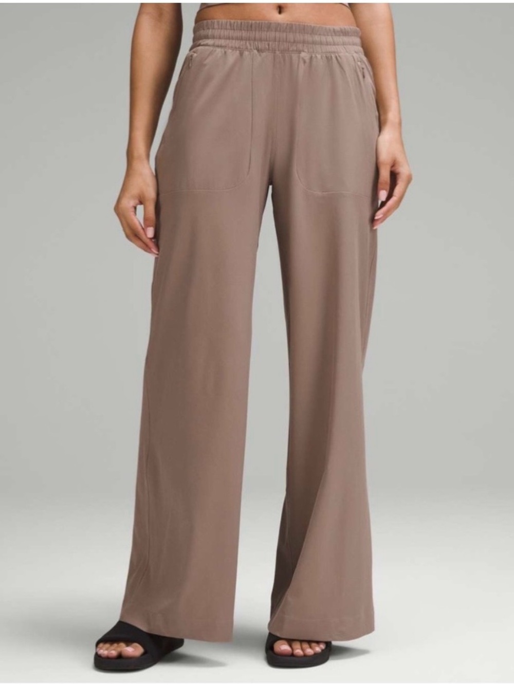 Lululemon mid rise Wide-Leg swift Pull-On Pants in Taupetastic